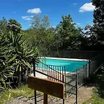 Semesterbostad 6 Personnes Dans Un Ecrin De Verdure Avec Vue *
