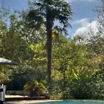 6 Personnes Dans Un Ecrin De Verdure Avec Vue Semesterbostad *